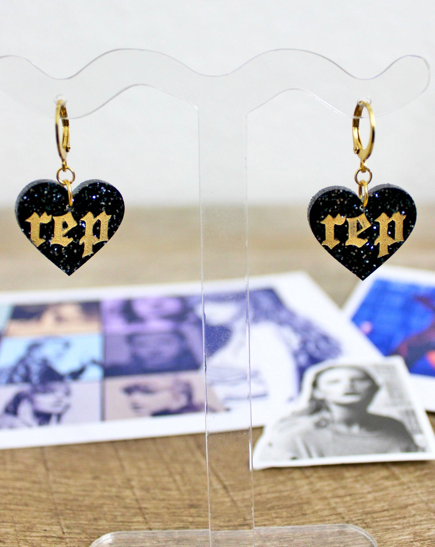 Reputation Heart Dangle Earrings - Swifties