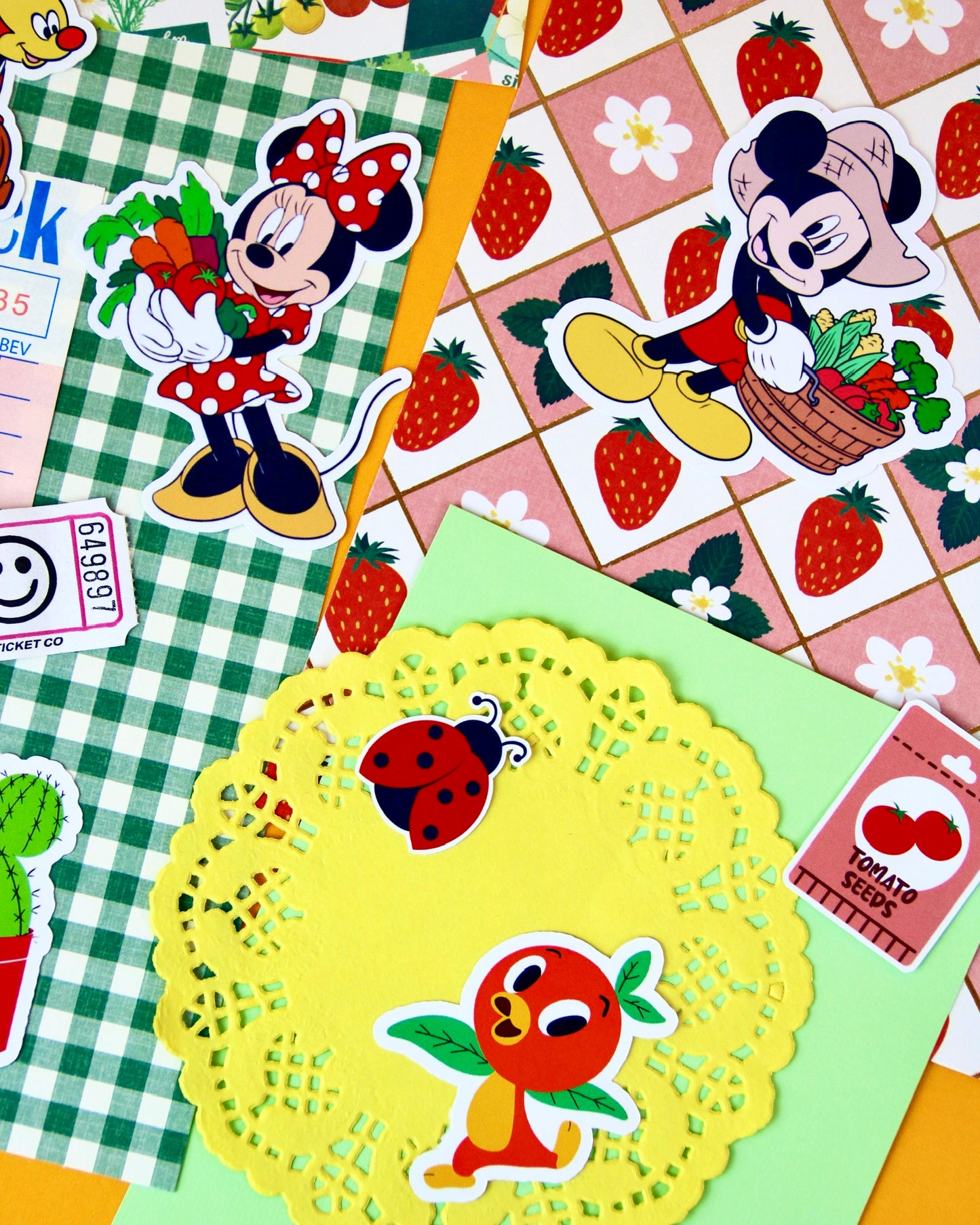 Junk Journal Mini Scrap Pack -  Crafts + DIY