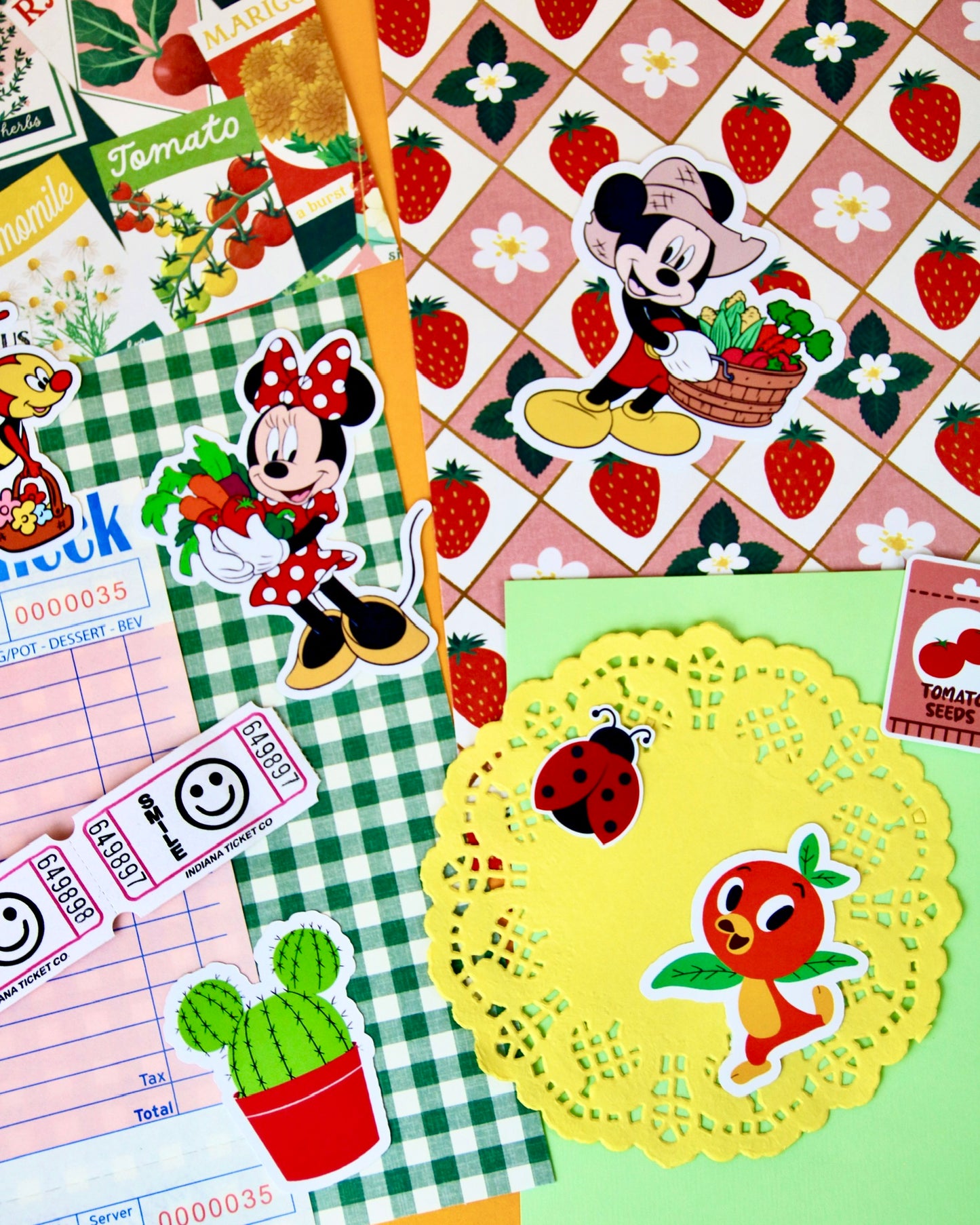 Junk Journal Mini Scrap Pack -  Crafts + DIY