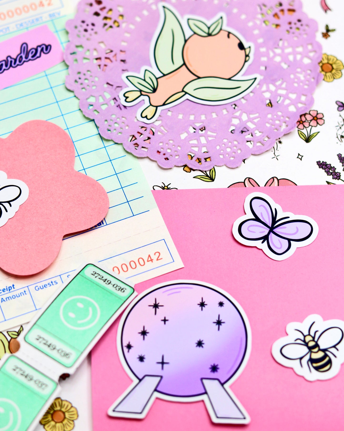 Junk Journal Mini Scrap Pack -  Crafts + DIY