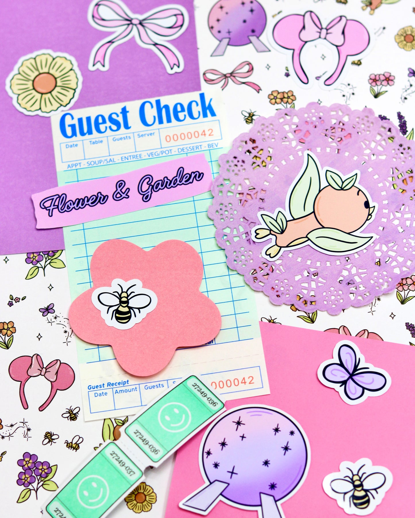 Junk Journal Mini Scrap Pack -  Crafts + DIY